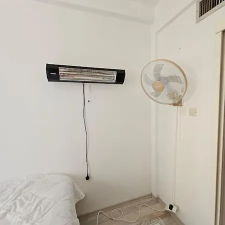 Cosy Flat Next To Kirenia