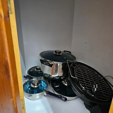 Cosy Flat Next To *