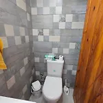Cosy Flat Next To Apartament Kirenia